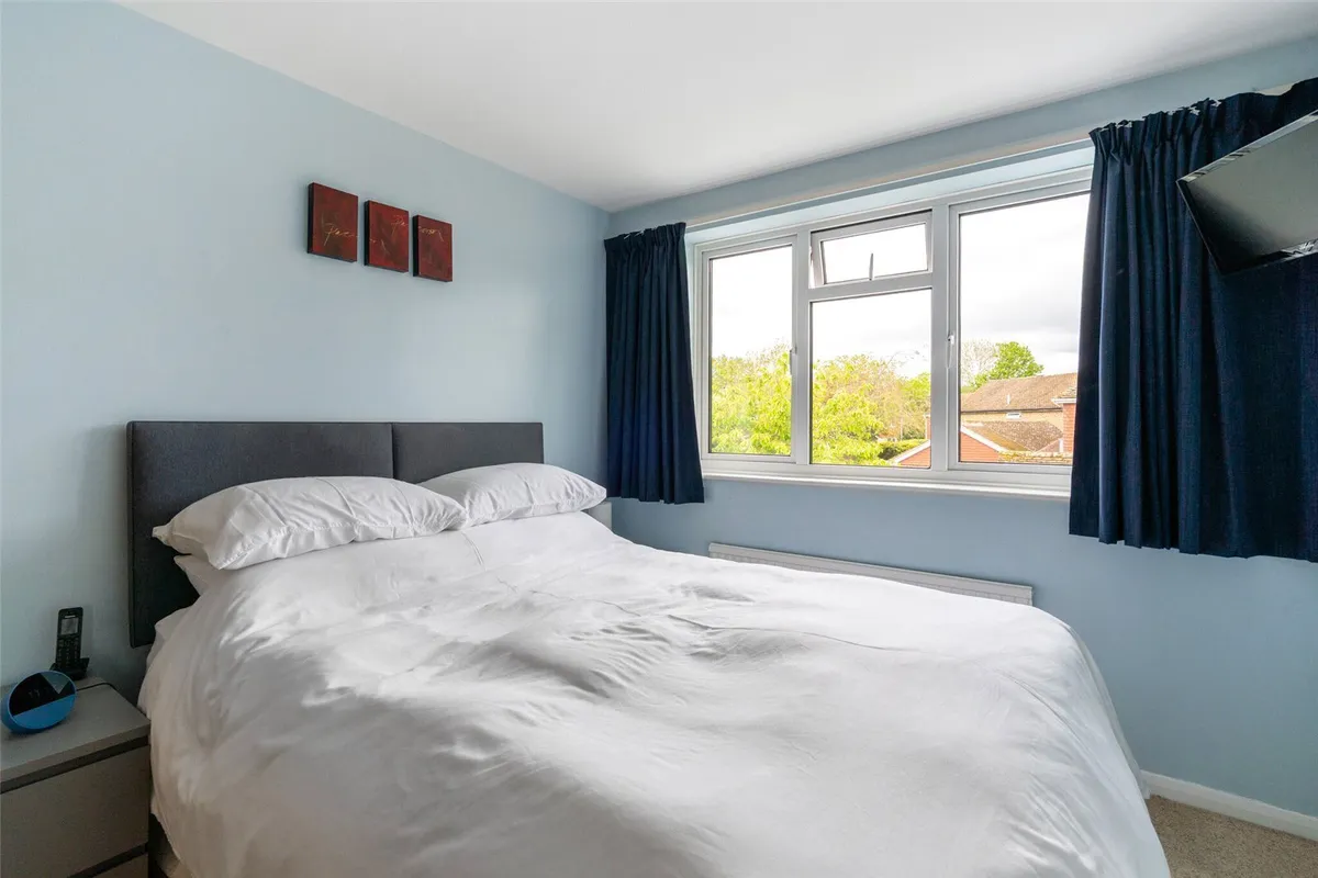 Woodside Gardens, Chineham, RG24