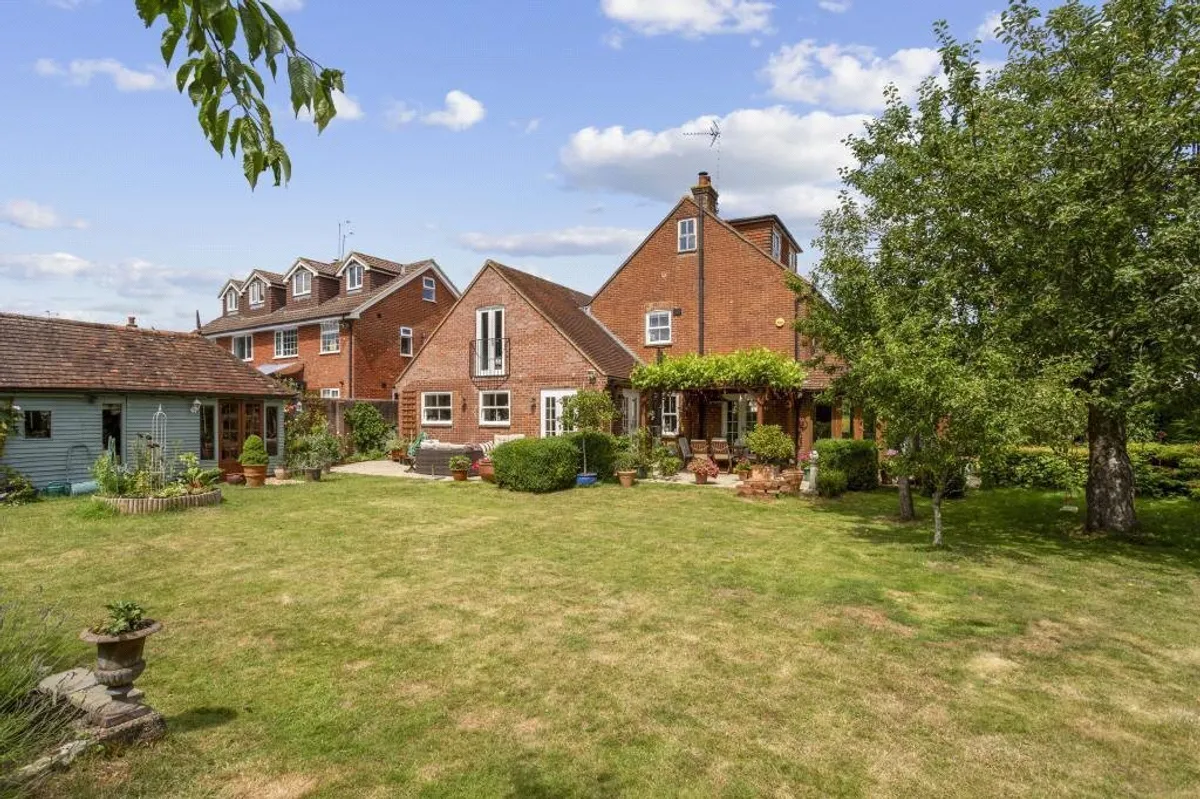 Loddon View, Old Basing, RG24