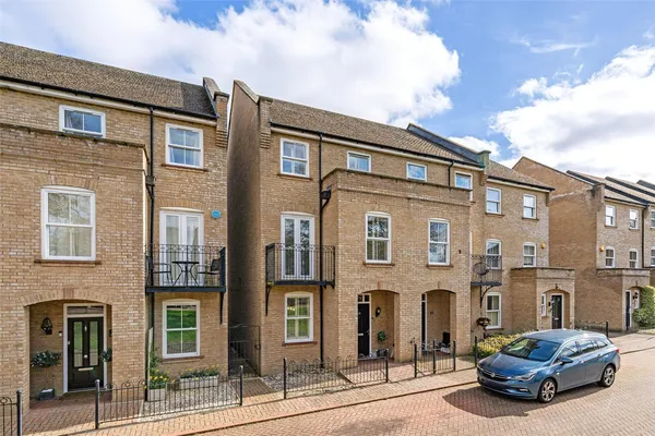 Buckland Terrace, Sherfield Park, RG27
