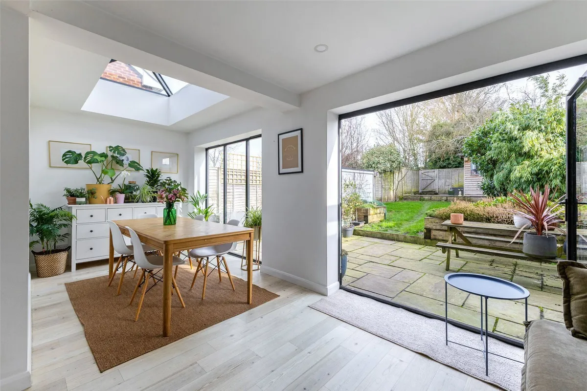 Chandler Road, Basingstoke, RG21