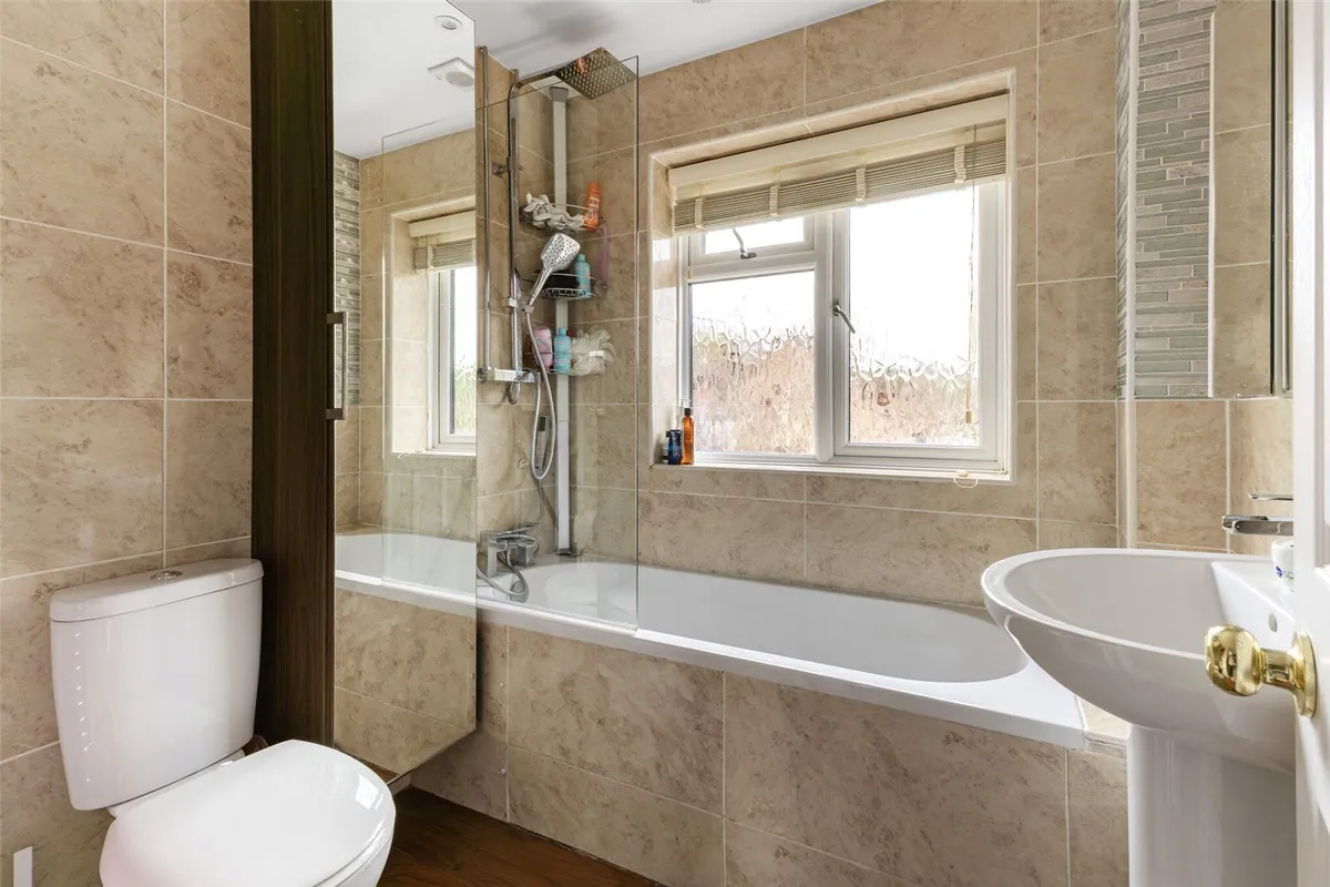 Herridge Close, Bramley, RG26