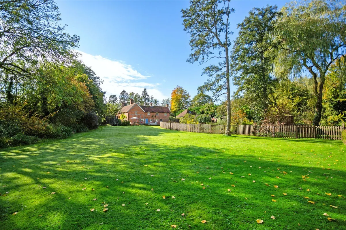 Spring Cottage, Sherborne St John, RG24