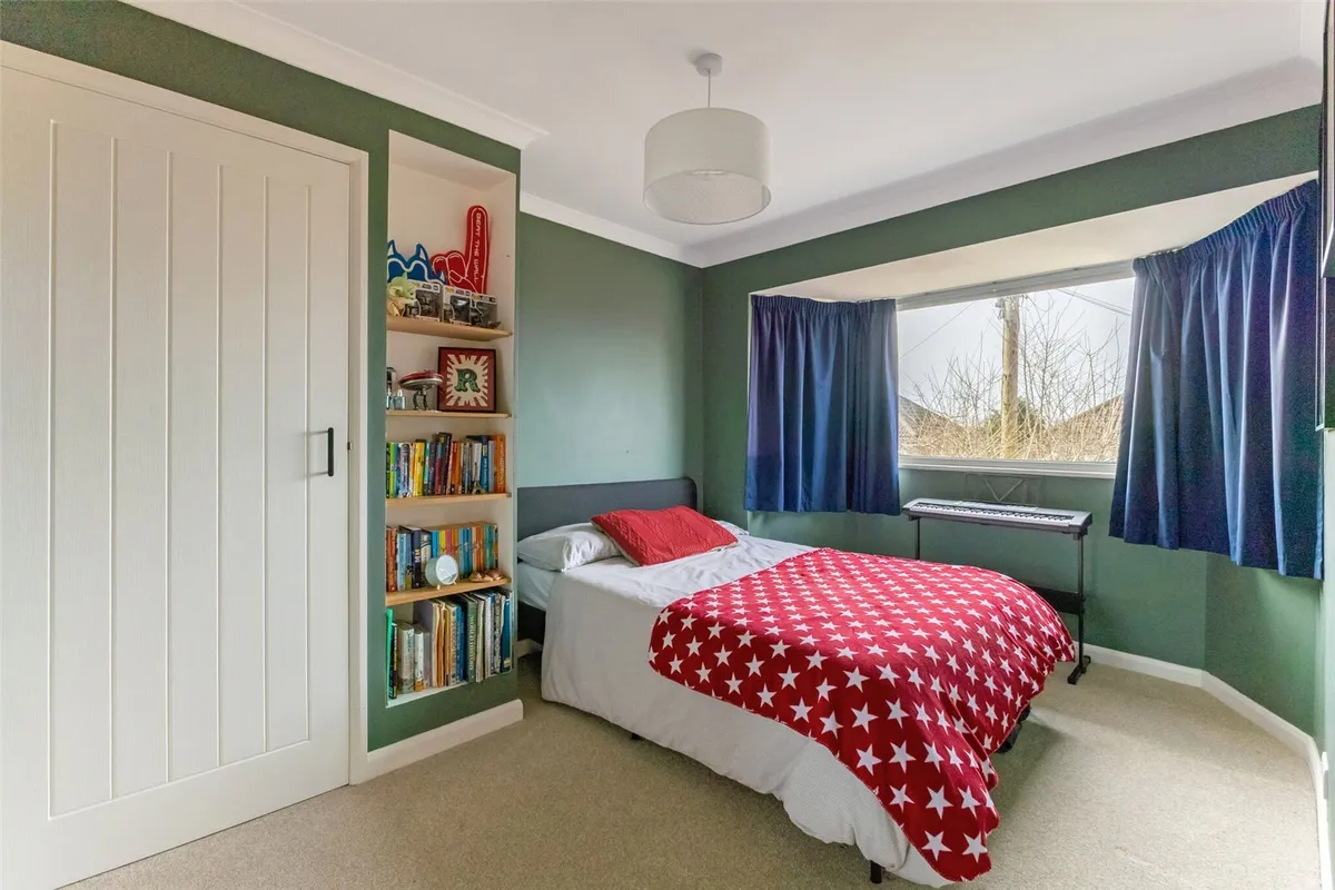 Chandler Road, Basingstoke, RG21