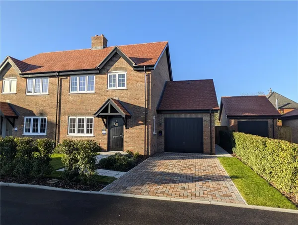 Bowbrook Copse, Charter Alley, RG26