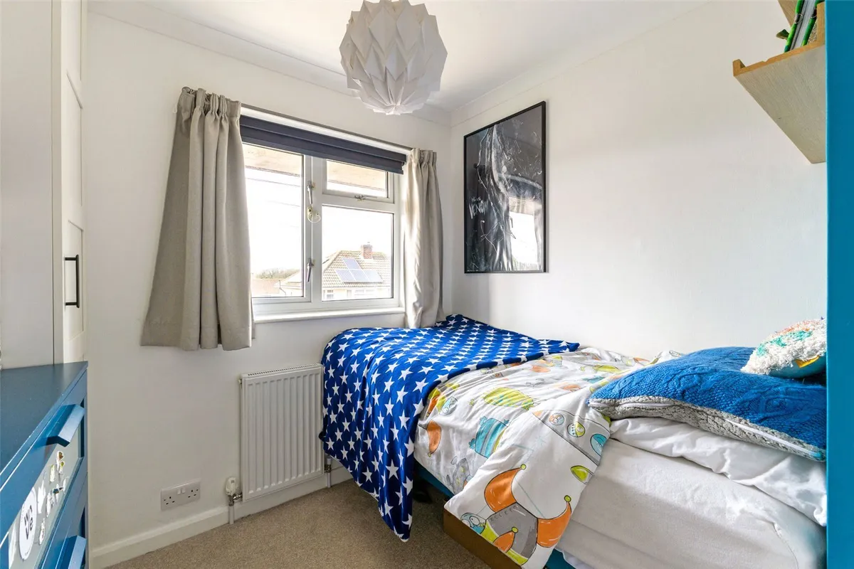 Chandler Road, Basingstoke, RG21