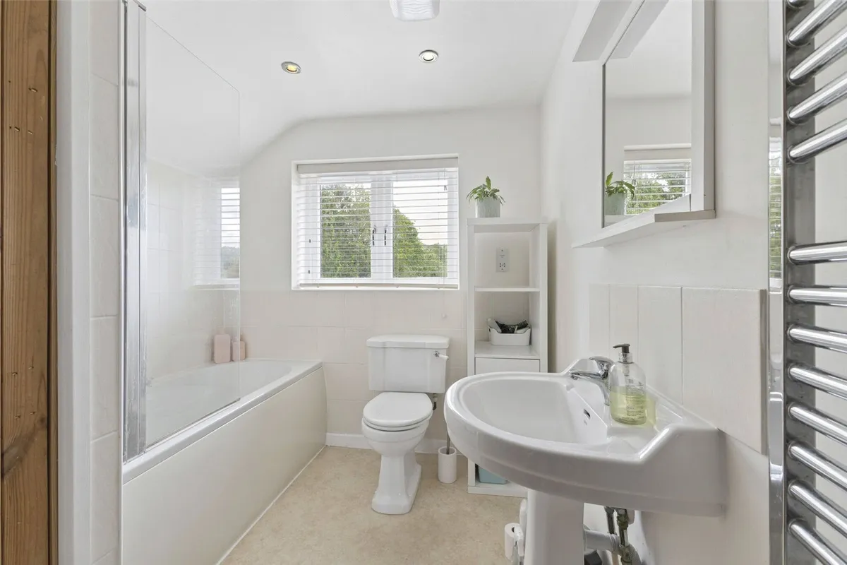 Cherry Tree Cottage, Cherry Tree Cottage, Pamber Green, RG26