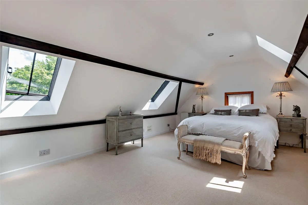 The Cart Barn, Monk Sherborne, RG26