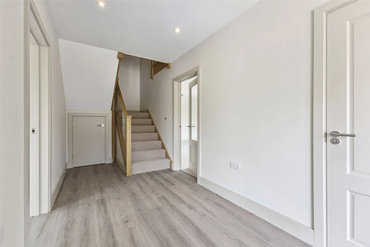 Bow Street, Bramley, RG26