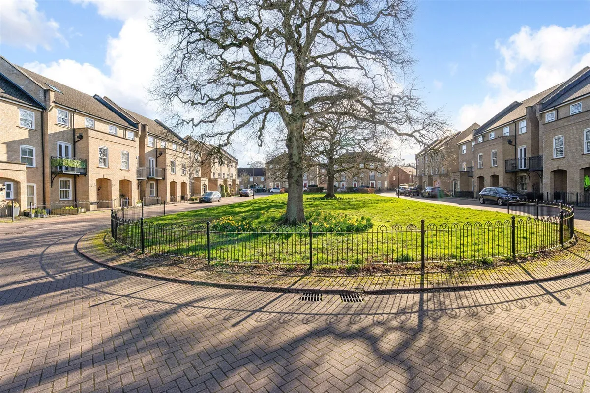 Buckland Terrace, Sherfield Park, RG27