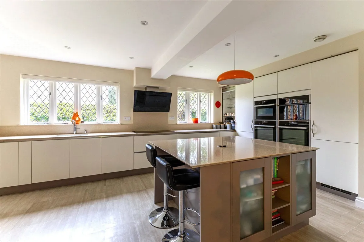 Oaktree House, Upton Grey, RG25
