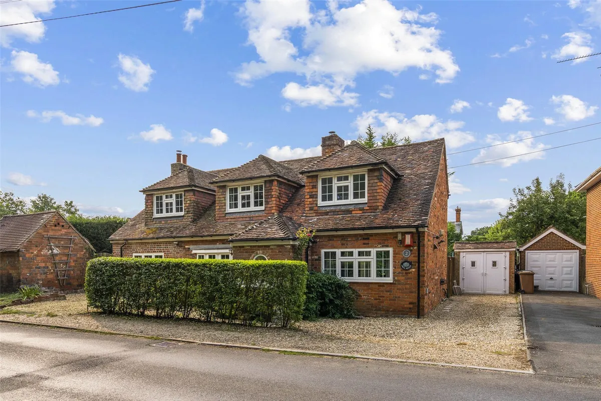 Crick Hollow, Mortimer West End, RG7