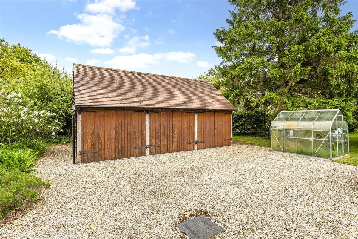 Woodmans Cottage, Silchester, RG7