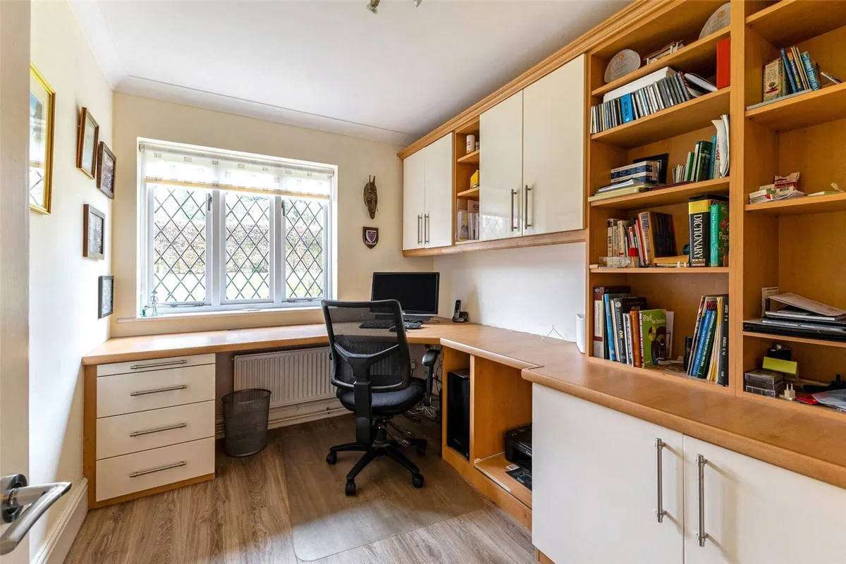 Oaktree House, Upton Grey, RG25