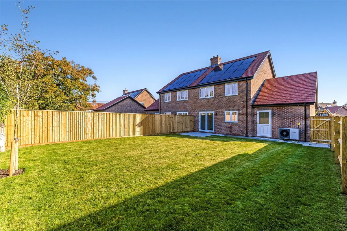 Bowbrook Copse, Charter Alley, RG26