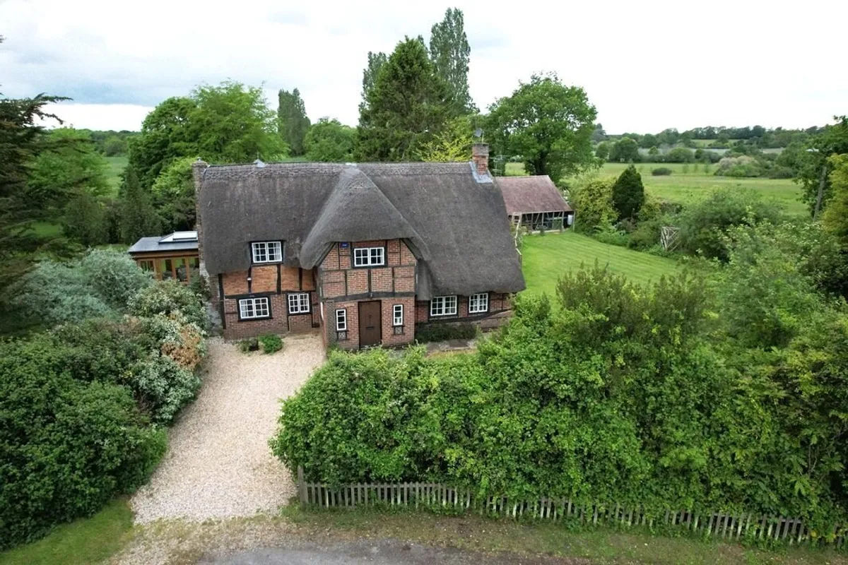 Woodmans Cottage, Silchester, RG7