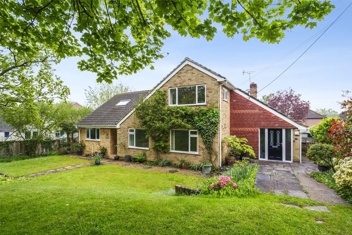 West Street, Tadley Common, RG26