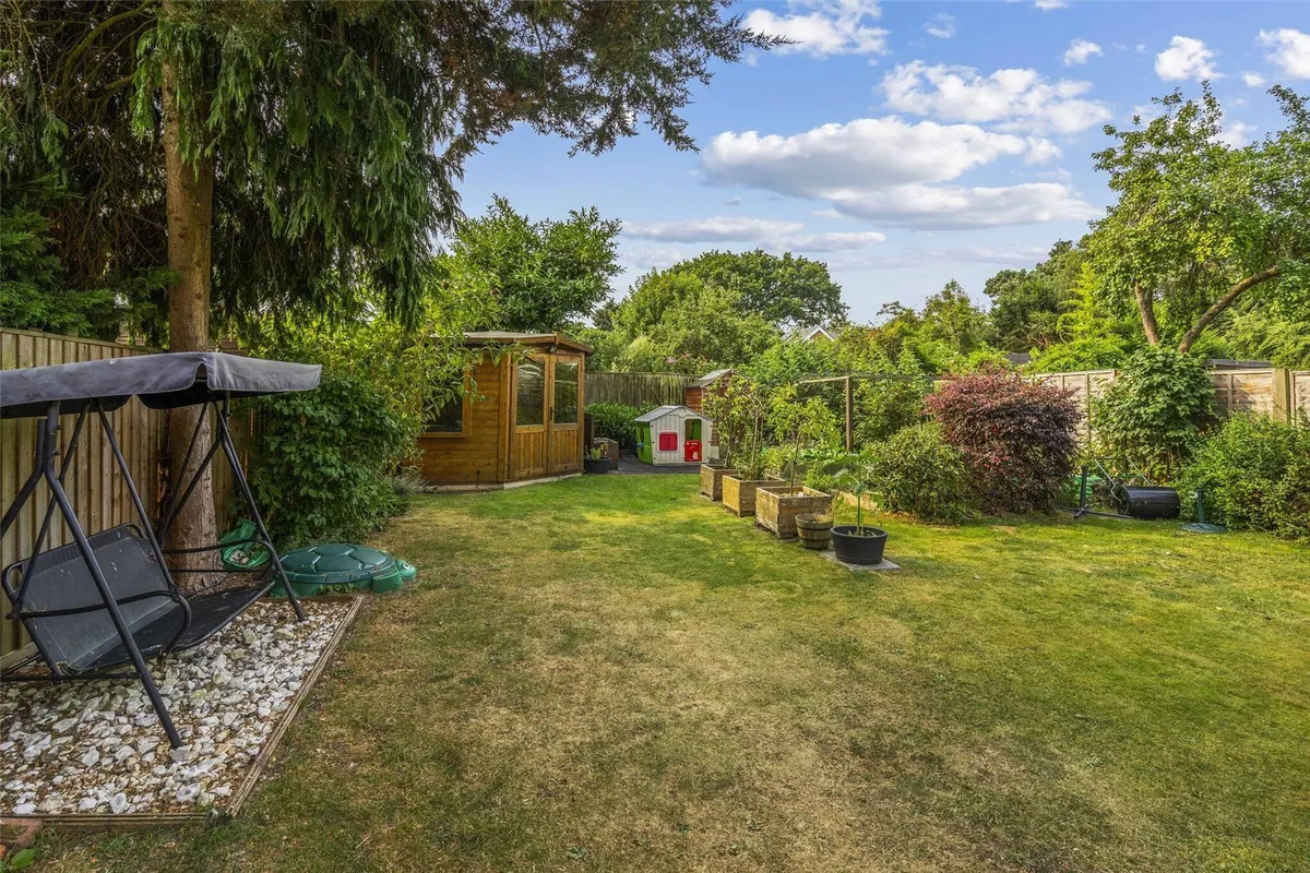 Crick Hollow, Mortimer West End, RG7
