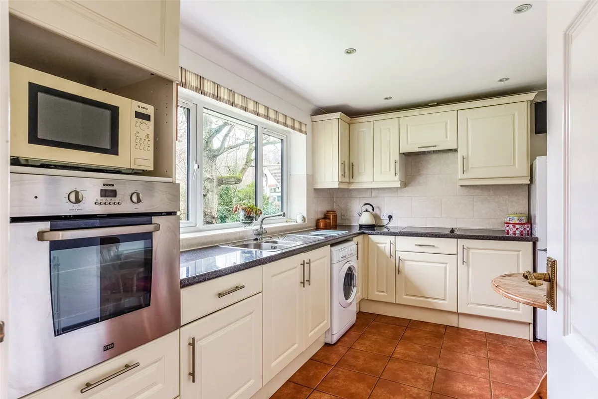 West Street, Tadley Common, RG26
