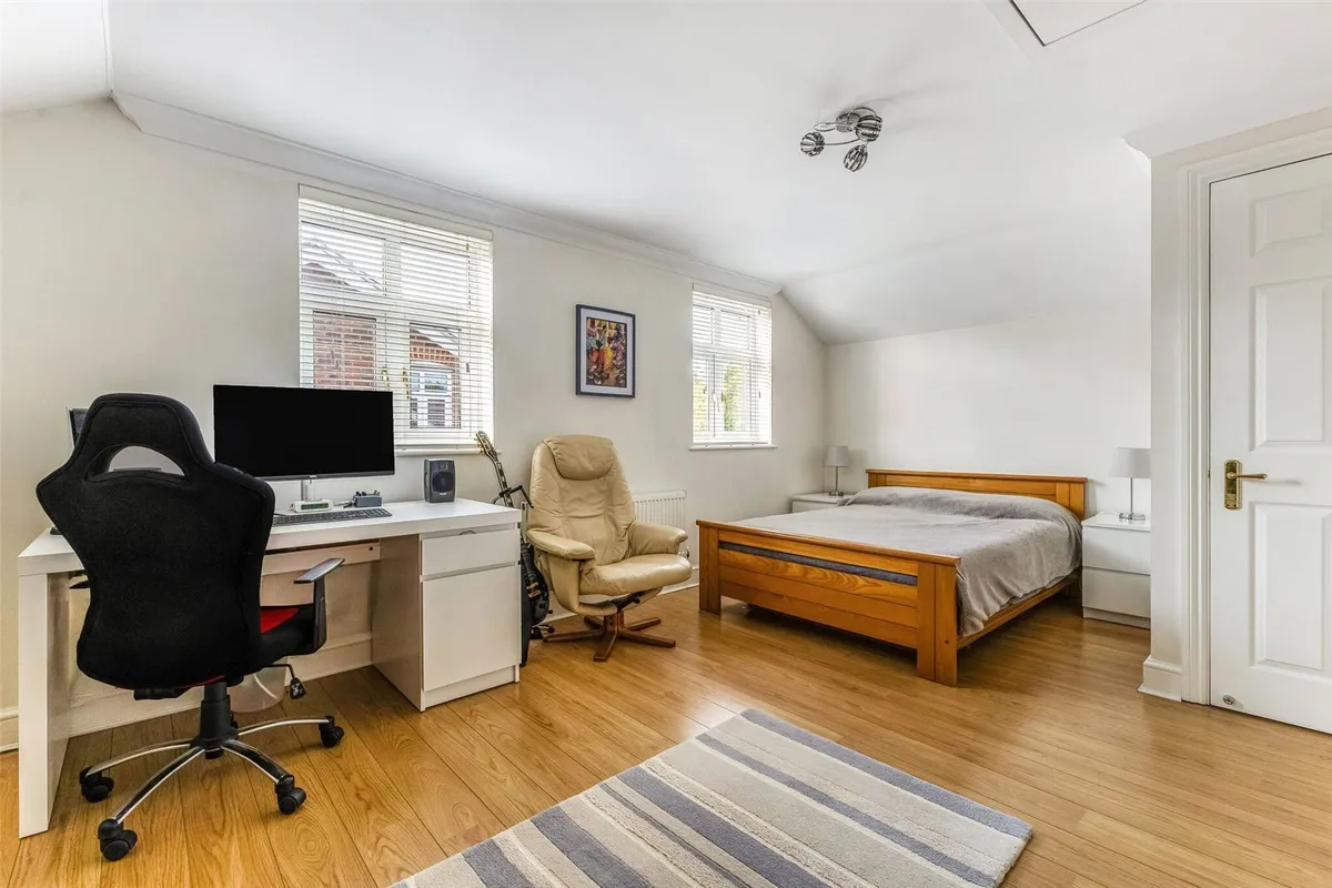 Cliddesden Road, Basingstoke, RG21