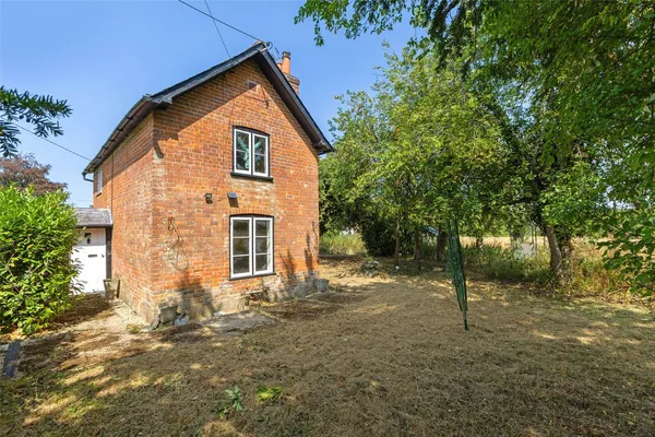 Queens Cottage, Monk Sherborne, RG26