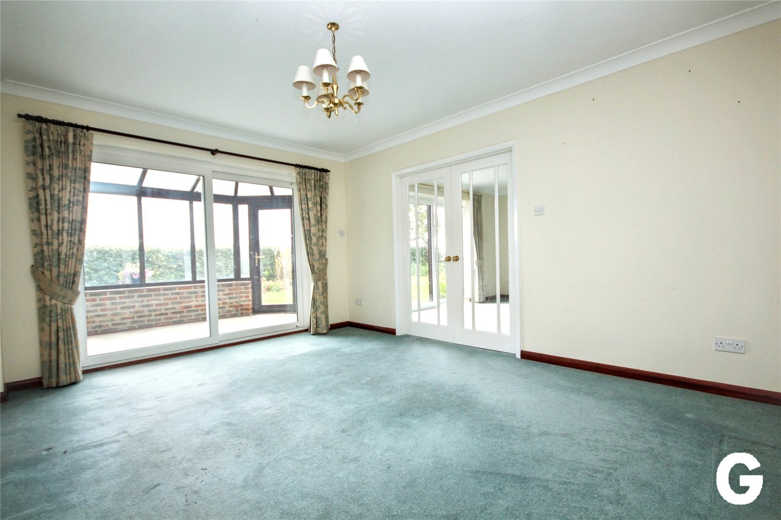 Christchurch Road, Ringwood, Hampshire, BH24 Image 6