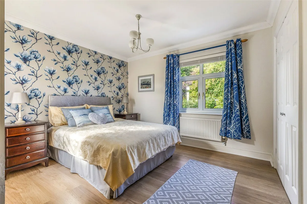 Cliddesden Road, Basingstoke, RG21