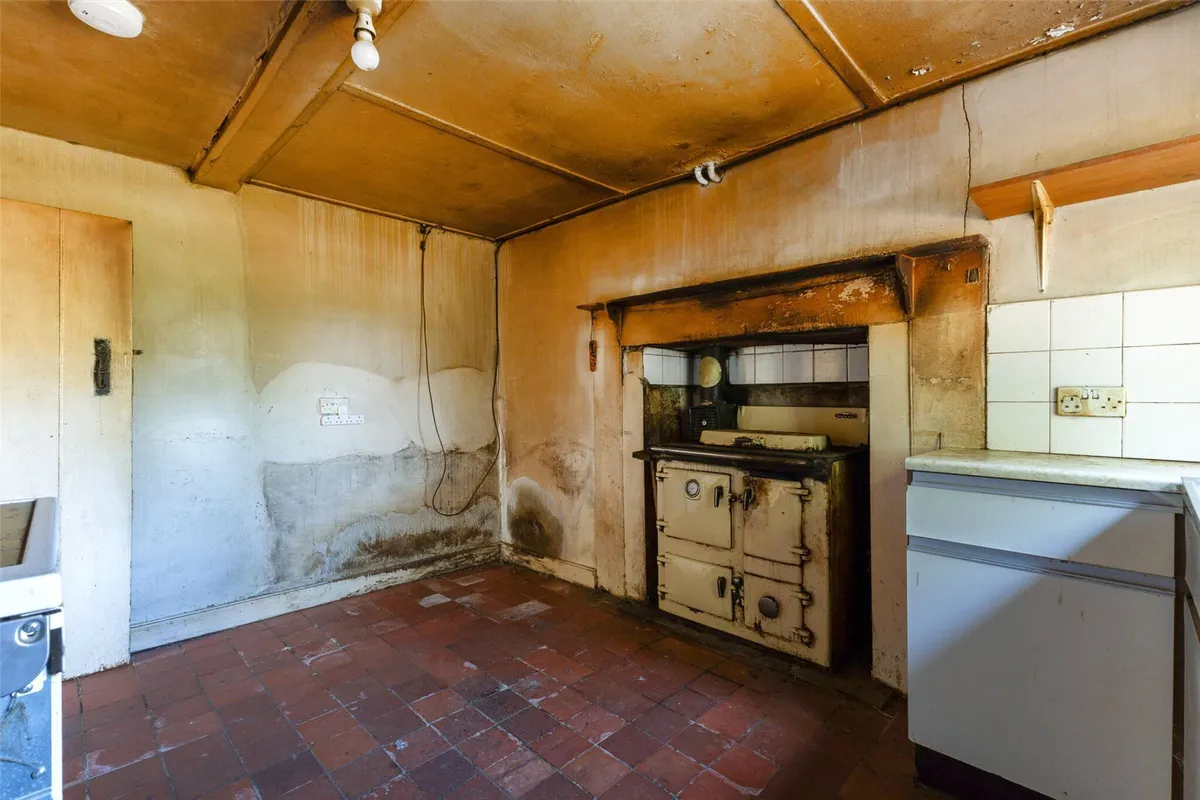 Queens Cottage, Monk Sherborne, RG26