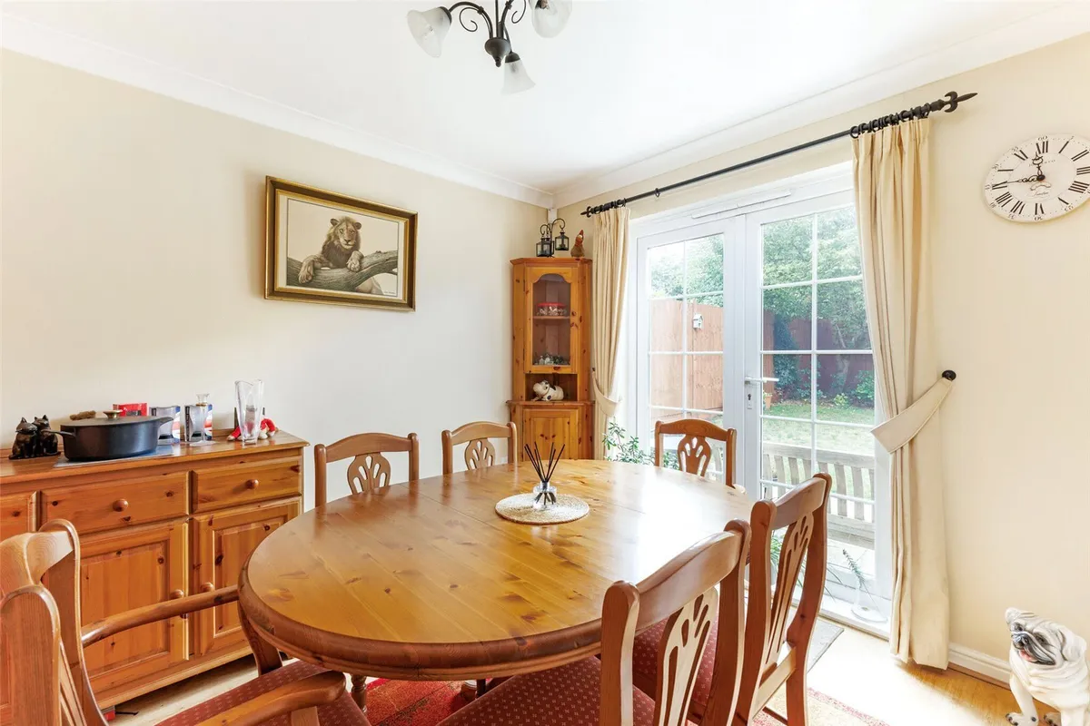Highpath Way, Basingstoke, RG24