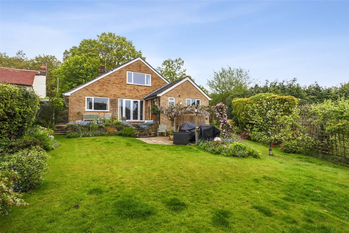 West Street, Tadley Common, RG26