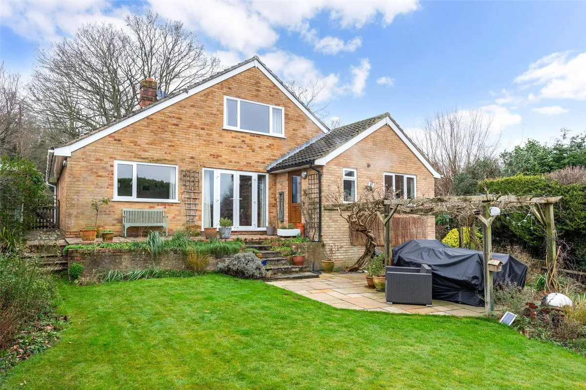 West Street, Tadley Common, RG26