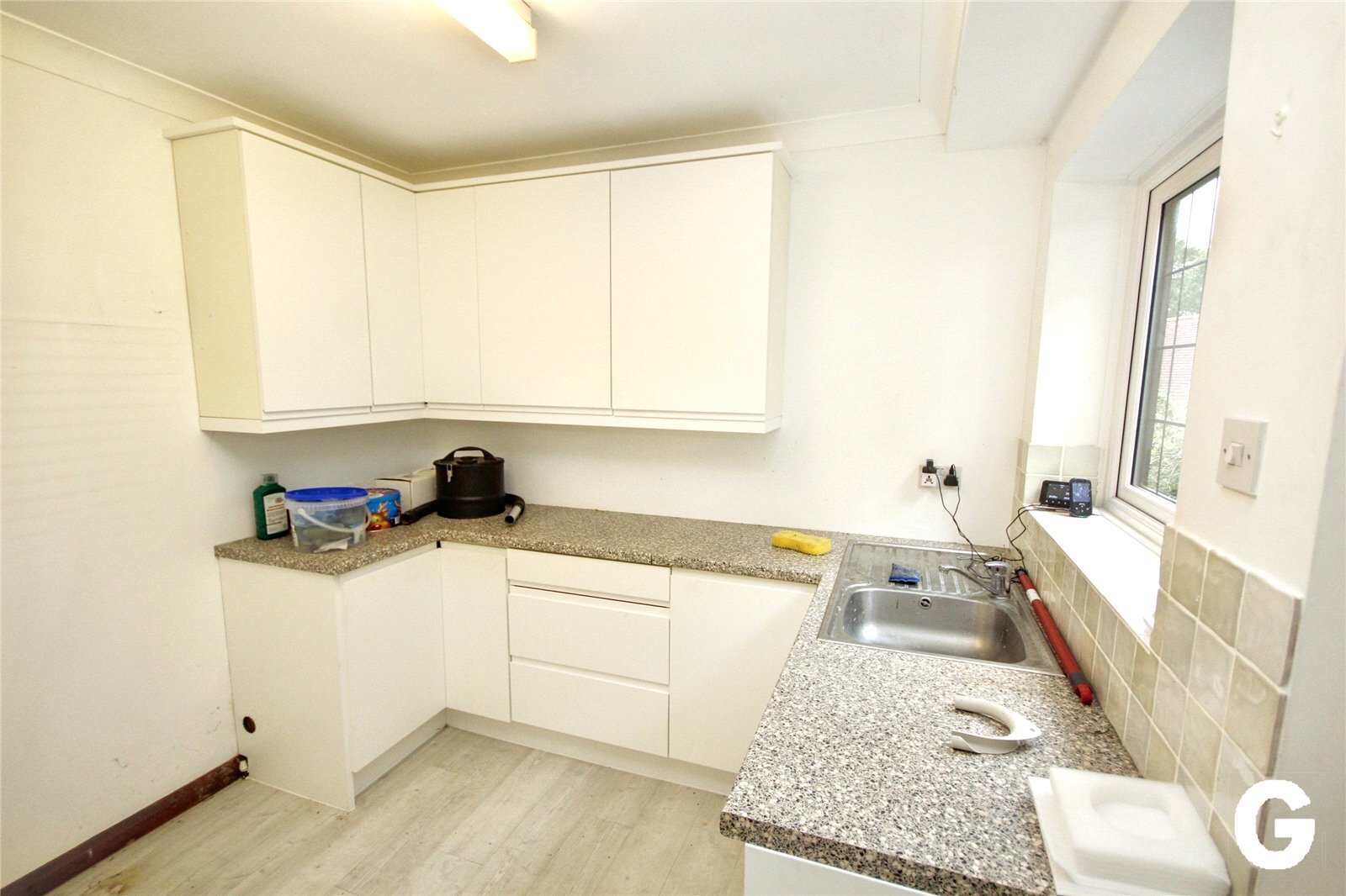 Christchurch Road, Ringwood, Hampshire, BH24 Image 10