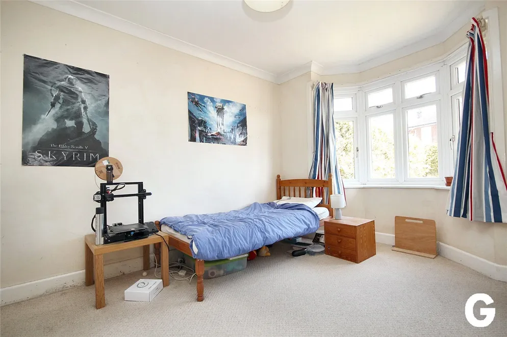 Property carousel item 11