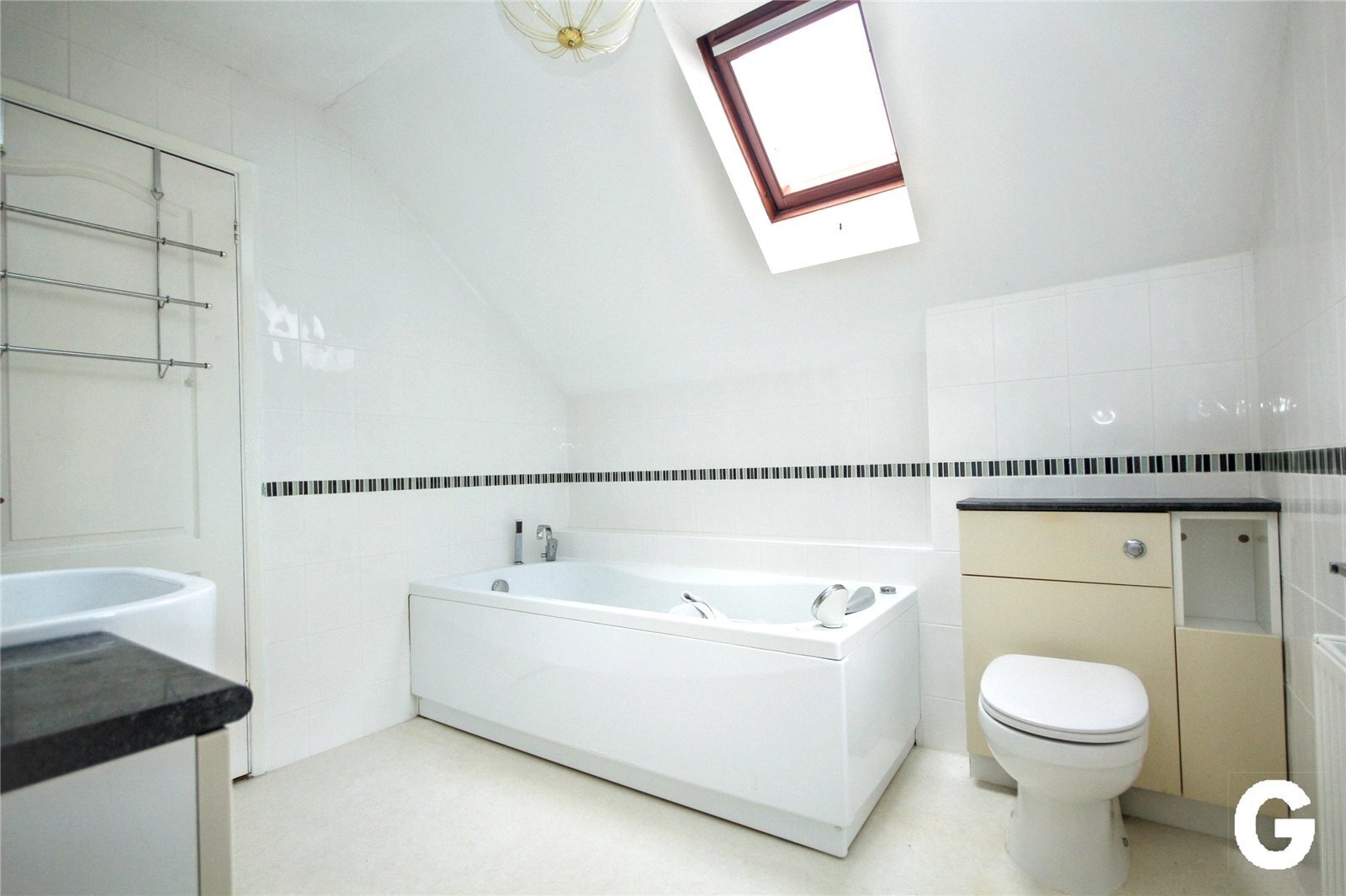 Christchurch Road, Ringwood, Hampshire, BH24 Image 20
