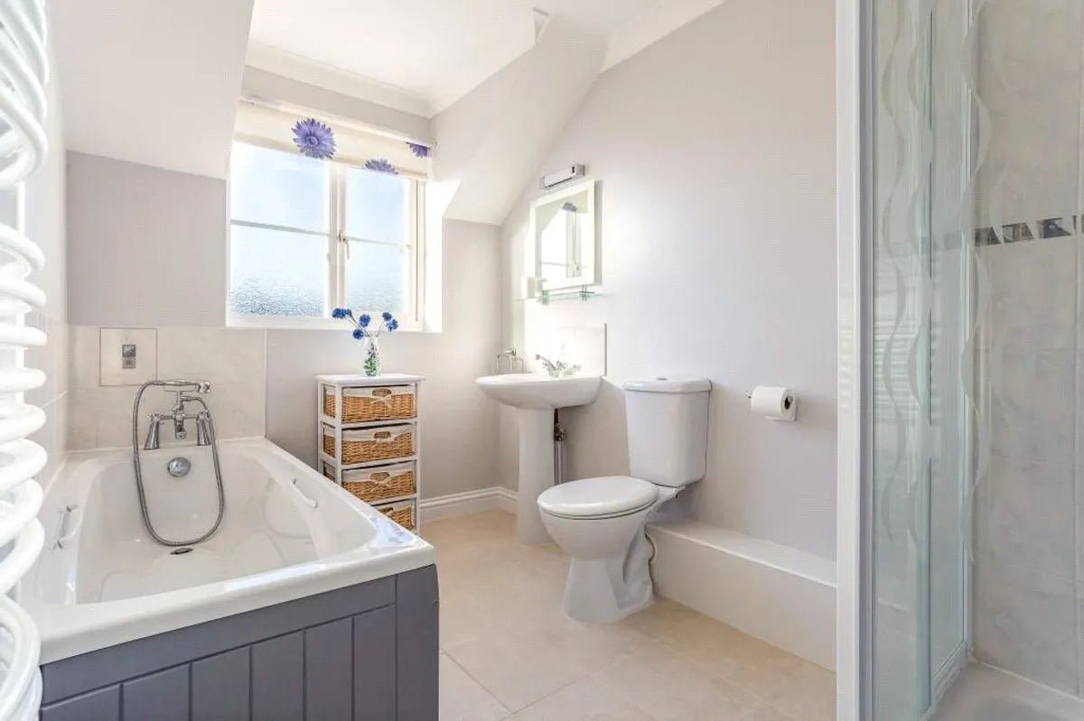 Ash Tree House, Sherborne St John, RG24