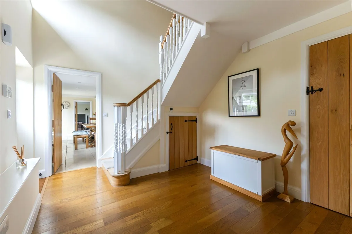 Barley House, Dummer, RG23