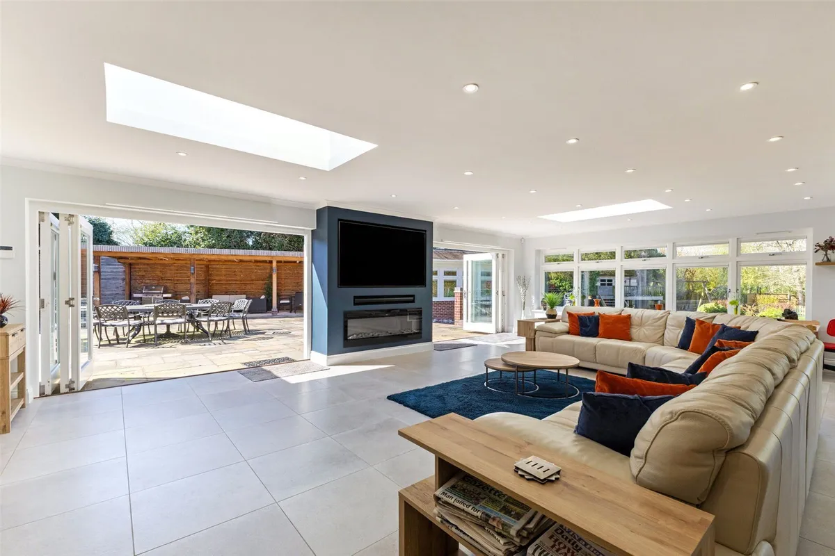Meadow House, Sherborne St John, RG24