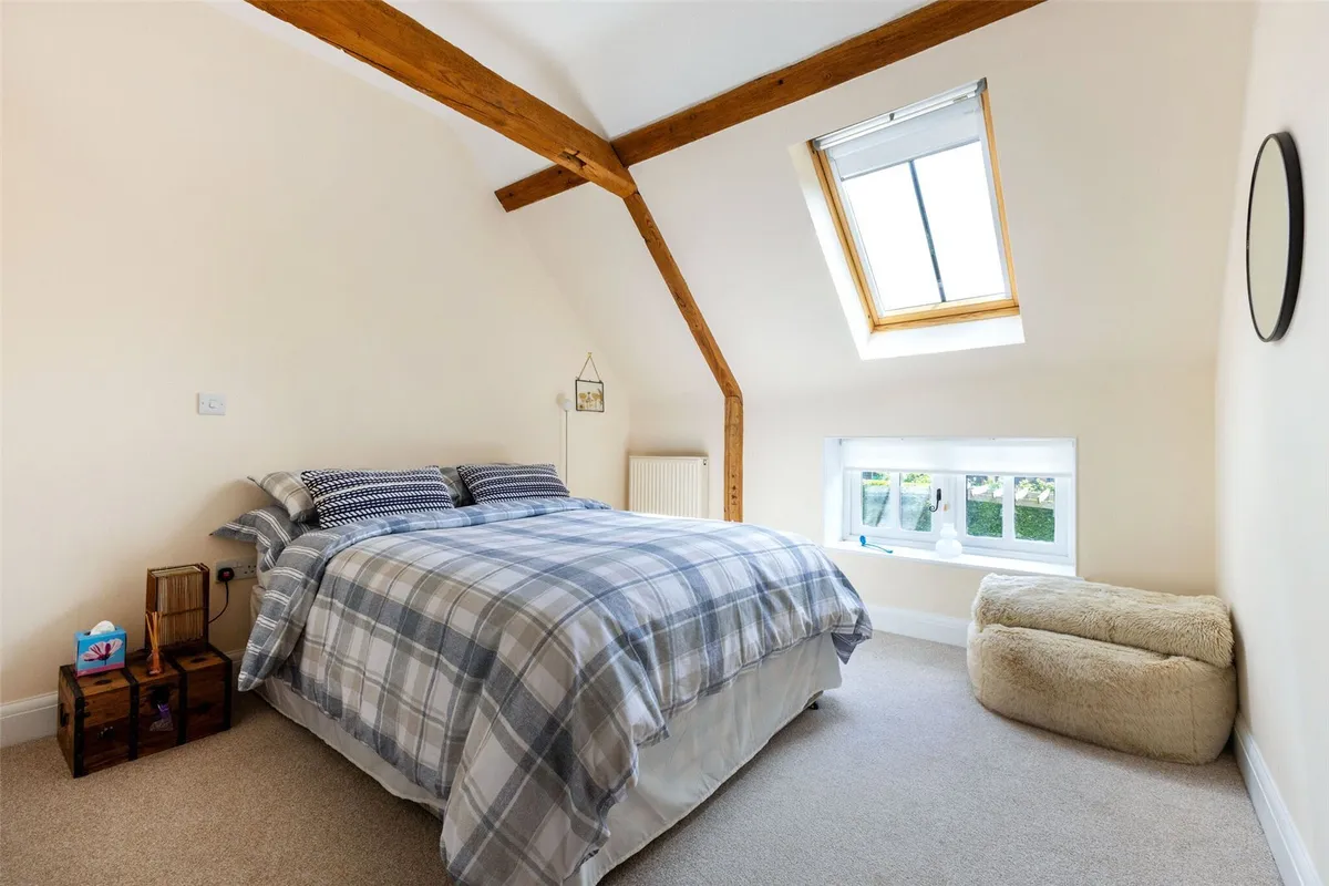 Barley House, Dummer, RG23