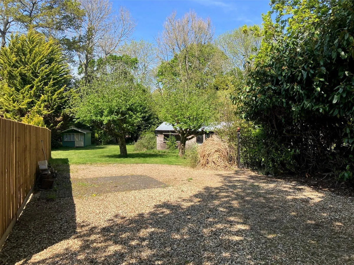 New Road, Tadley, RG26