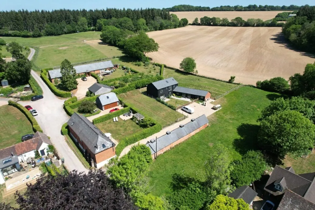 Barley House, Dummer, RG23