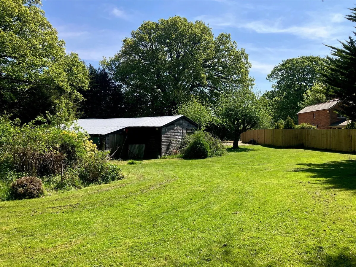 New Road, Tadley, RG26