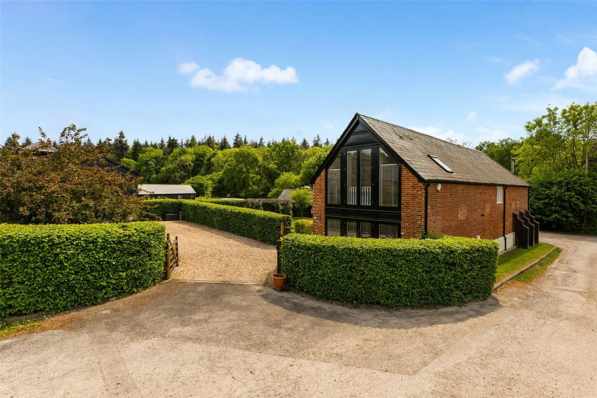 Barley House, Dummer, RG23