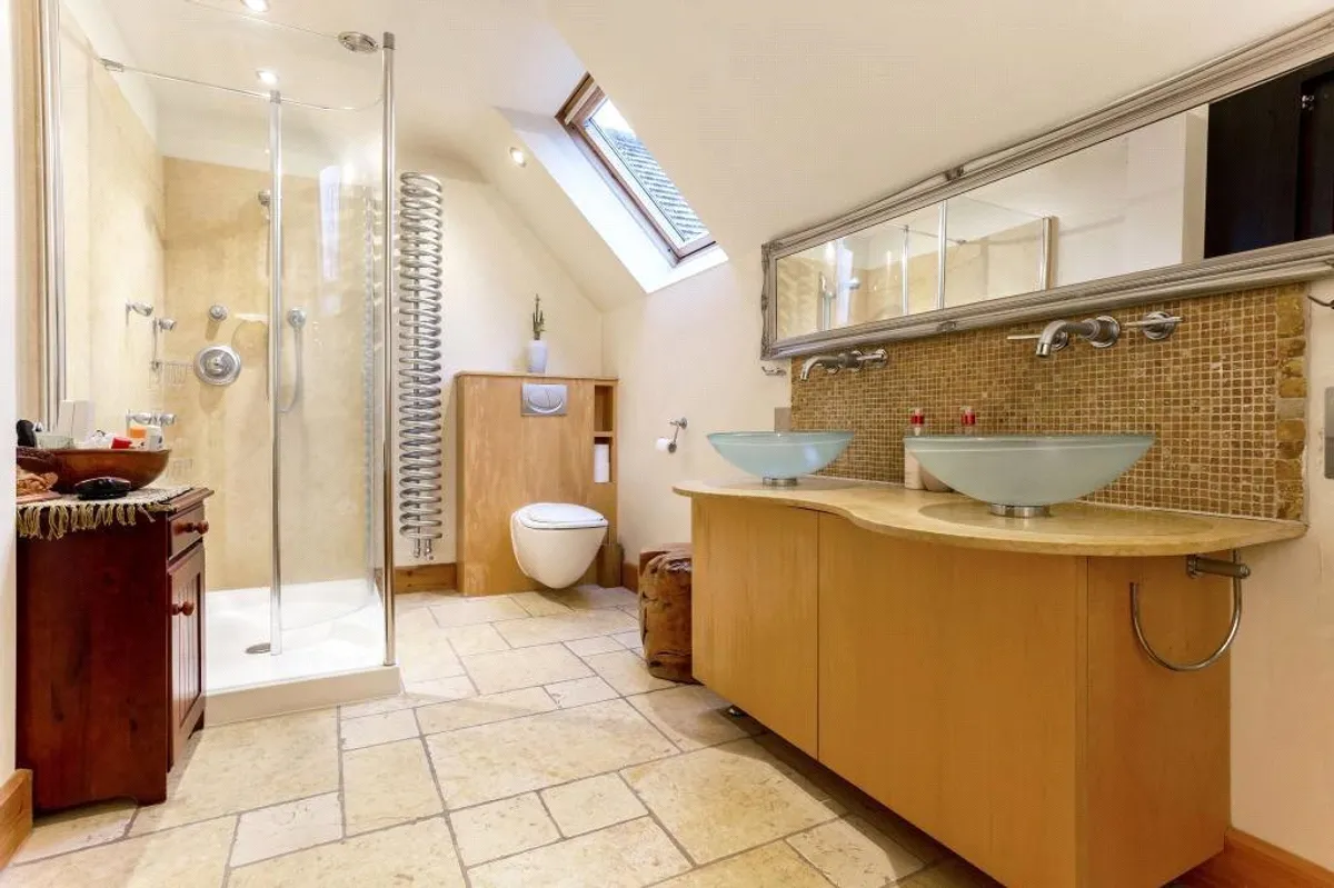 Lindfields, Charter Alley, RG26