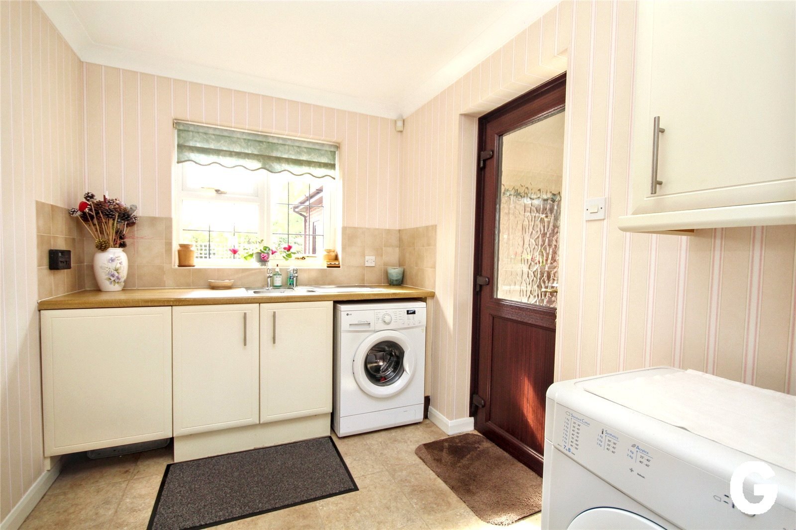 North Poulner Road, Ringwood, Hampshire, BH24 Image 11
