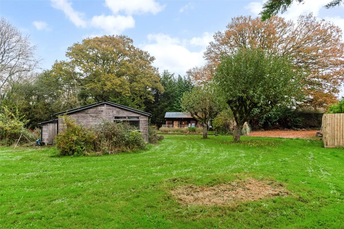 New Road, Tadley, RG26