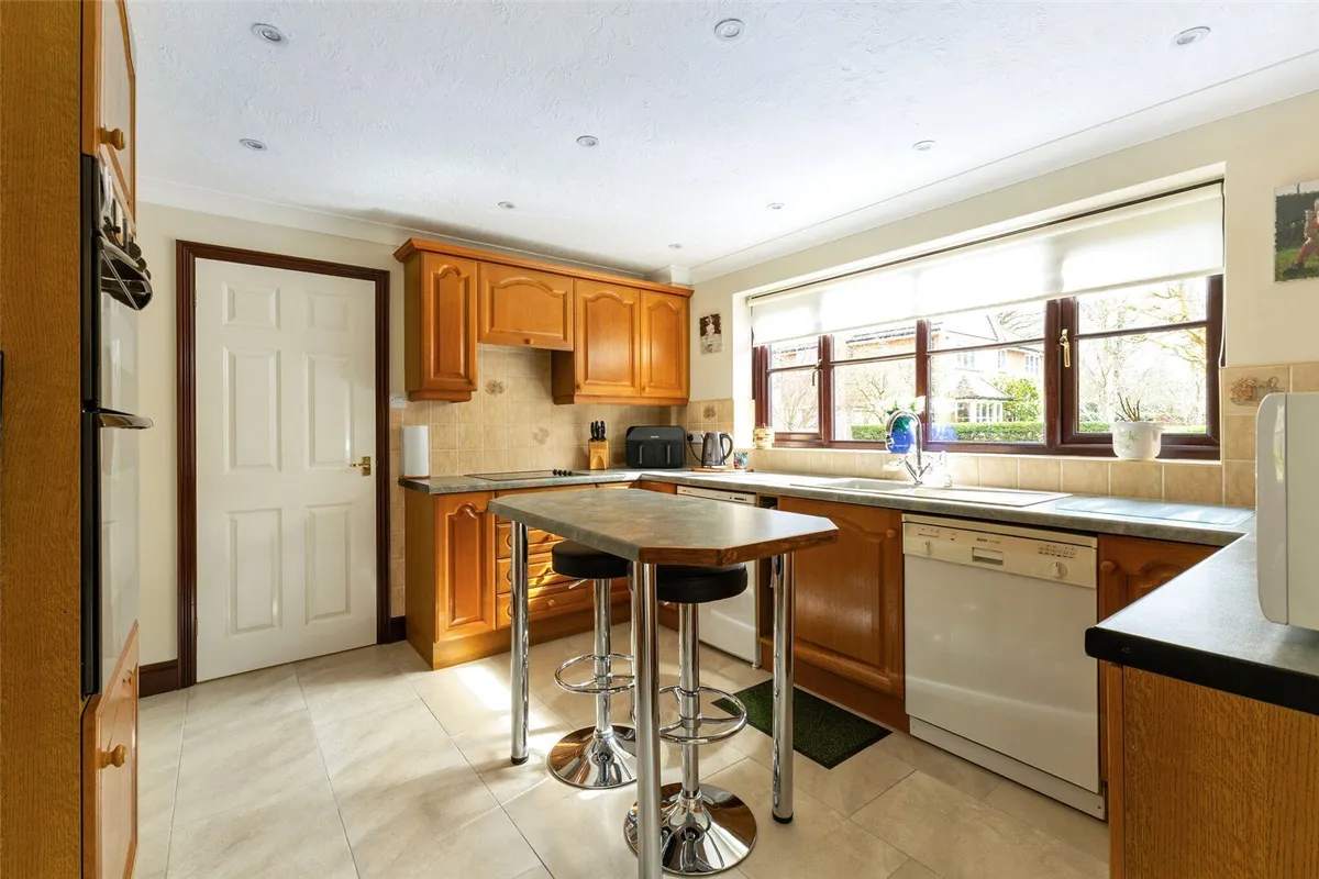 Torksey House, 'Church' Tadley, RG26