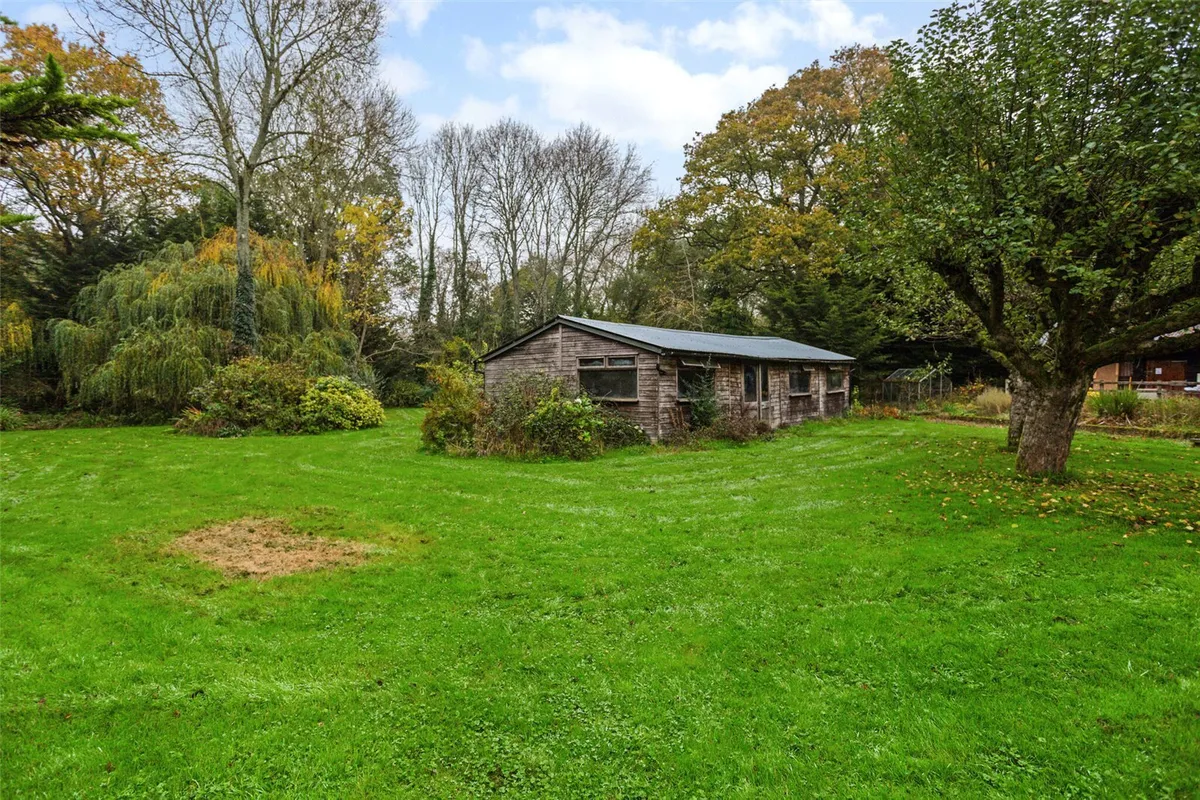 New Road, Tadley, RG26