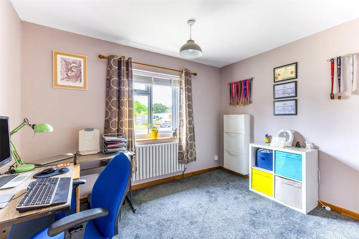 Longbridge Road, Bramley, RG26