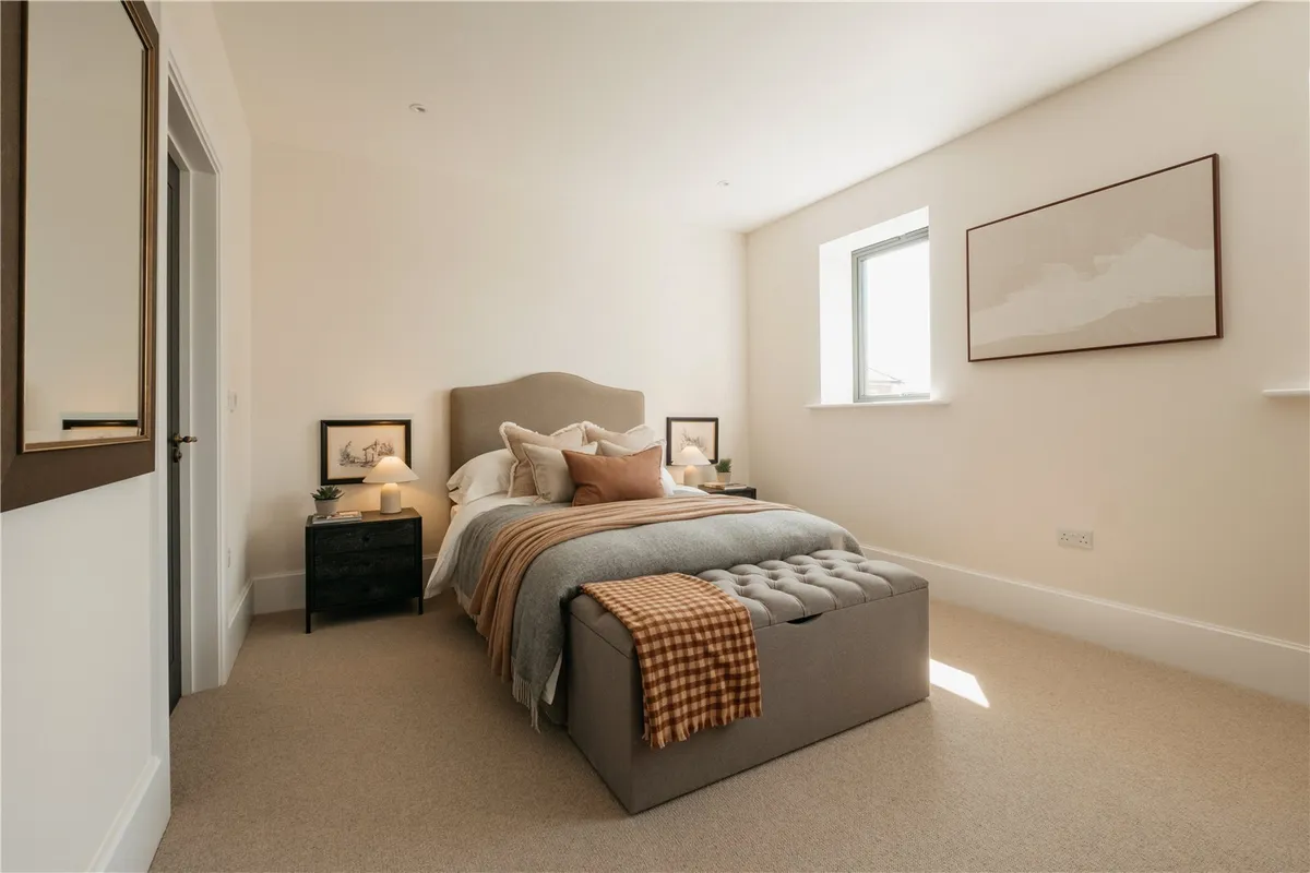 Oak Field Gardens, Sherborne St John, RG24