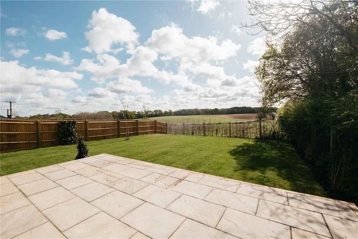 Oak Field Gardens, Sherborne St John, RG24