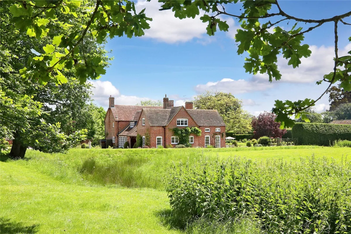 Cufaude Manor, Bramley, RG26